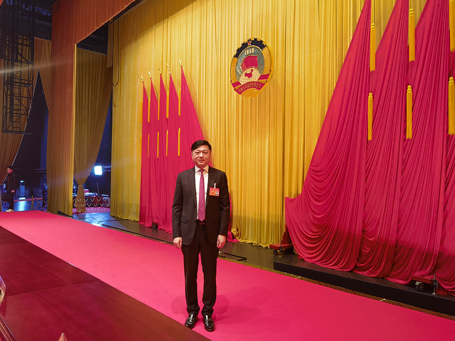 【466】湖州機床廠(chǎng)有限公司董事長(cháng)參加湖州市政協(xié)九屆二次會(huì )議.jpg 【466】湖州機床廠(chǎng)有限公司董事長(cháng)參加湖州市政協(xié)九屆二次會(huì )議.jpg